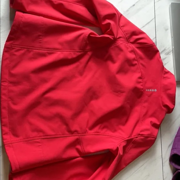 Windbreaker jacket red, brand :Karbon, size L - Picture 2 of 6